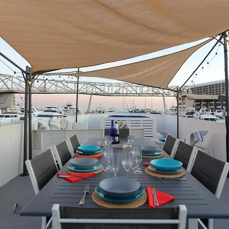 Unique In Barcelona ! Catamaran With A Private Swimming Pool Sant Adrià de Besòs