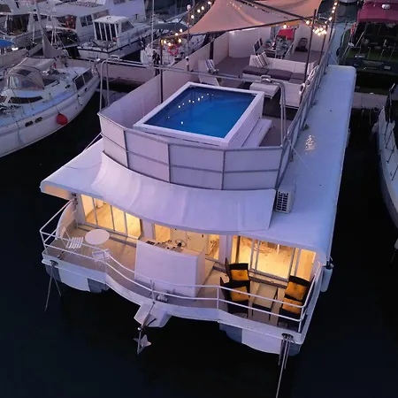 Unique In Barcelona ! Catamaran With A Private Swimming Pool
