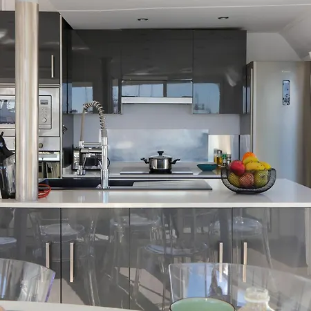 Unique In Barcelona ! Catamaran With A Private Swimming Pool * Sant Adrià de Besòs